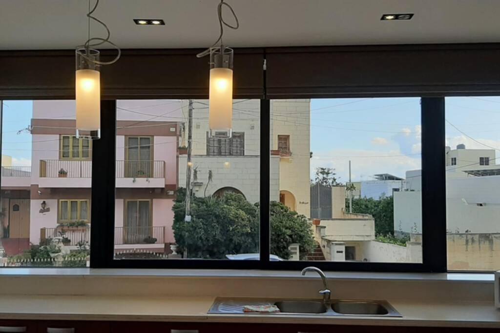 Joecen Apartment Marsaskala Exteriör bild